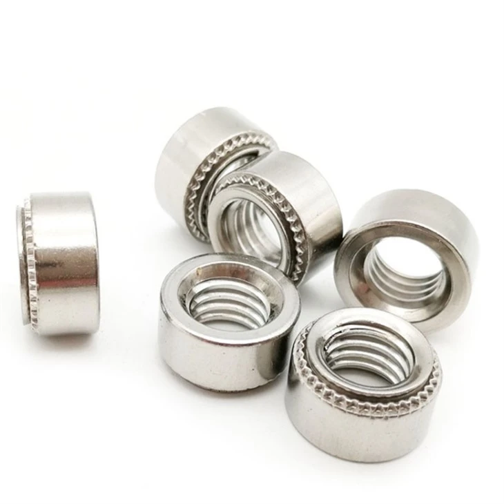 cliching nut.4